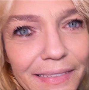 Meet your Posher, Danita